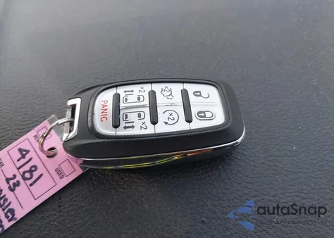 2023 Chrysler Pacifica Touring from USA, damaged, VIN 2C4RC1FG0PR555555